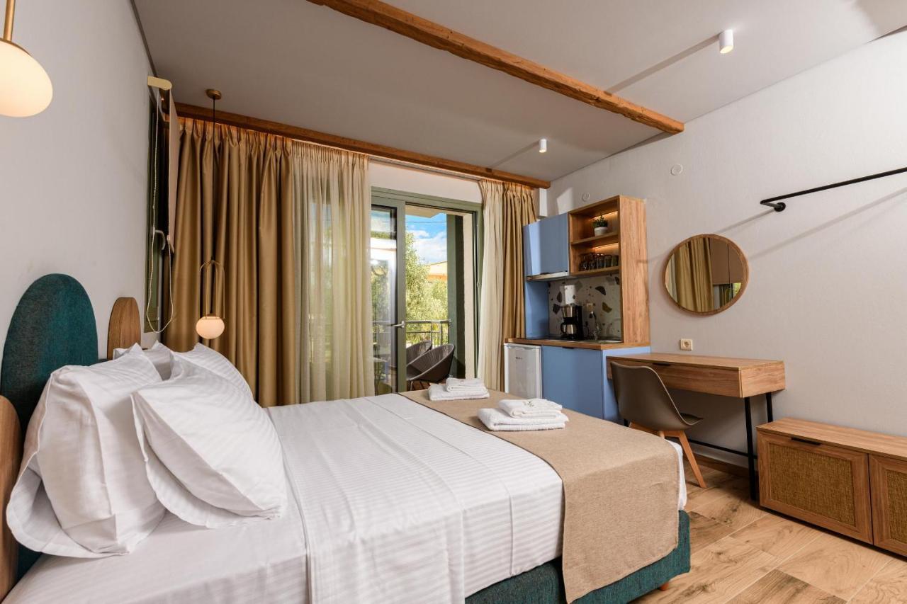 The Olive Land Hotel Ormos Prinou  ภายนอก รูปภาพ